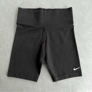 Women’s Nike biker short